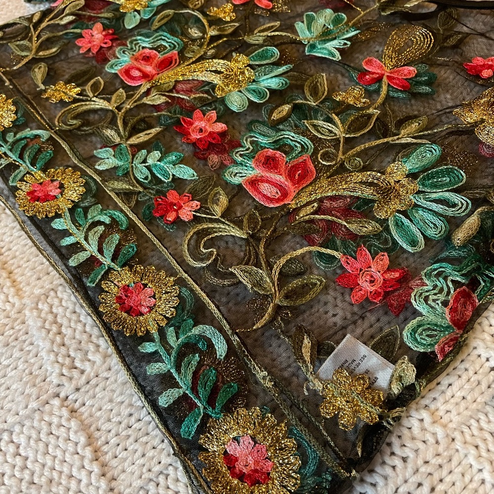 NWOT Sheer Embroidered Floral Crop Top